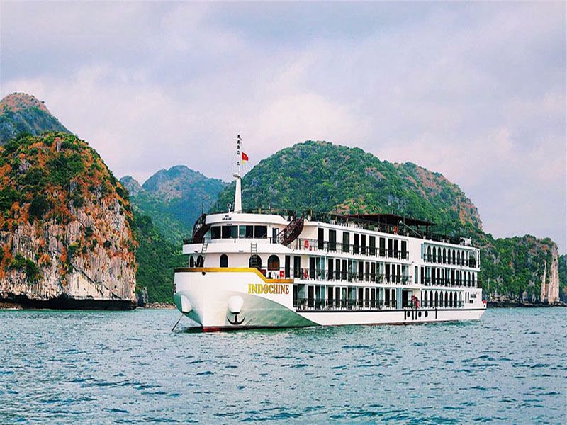 Du thuyền Indochine vịnh Lan Hạ