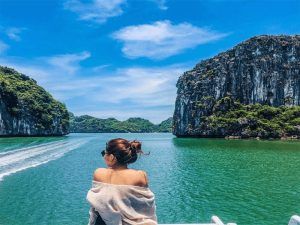 Kinh nghiệm đi du thuyền vịnh Lan Hạ