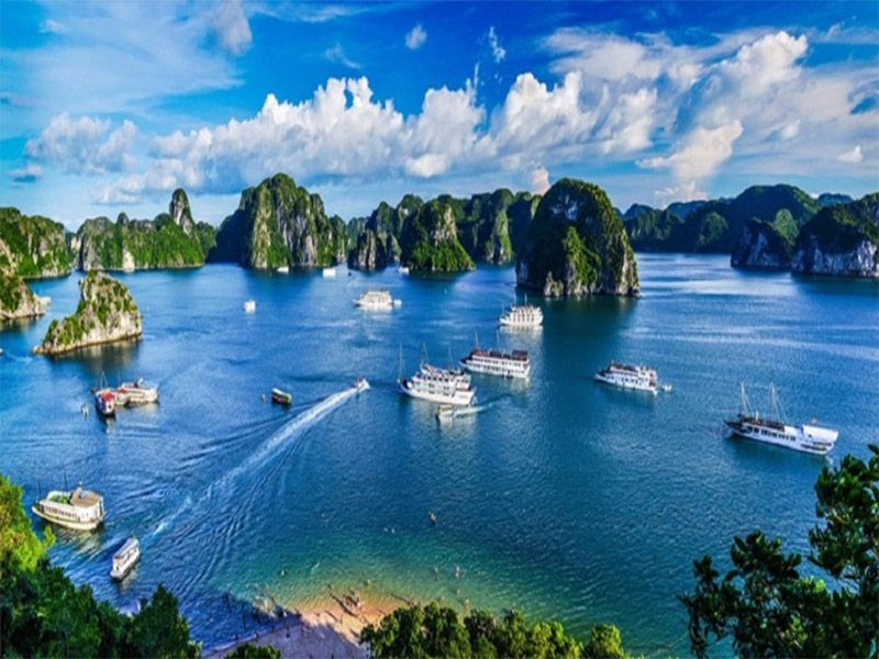 Quảng Ninh nằm tại khu vực Đông Bắc Việt Nam
