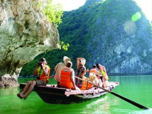 Du lịch bụi Hạ Long