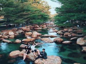 du lịch Hồ Khe Chè Quảng Ninh