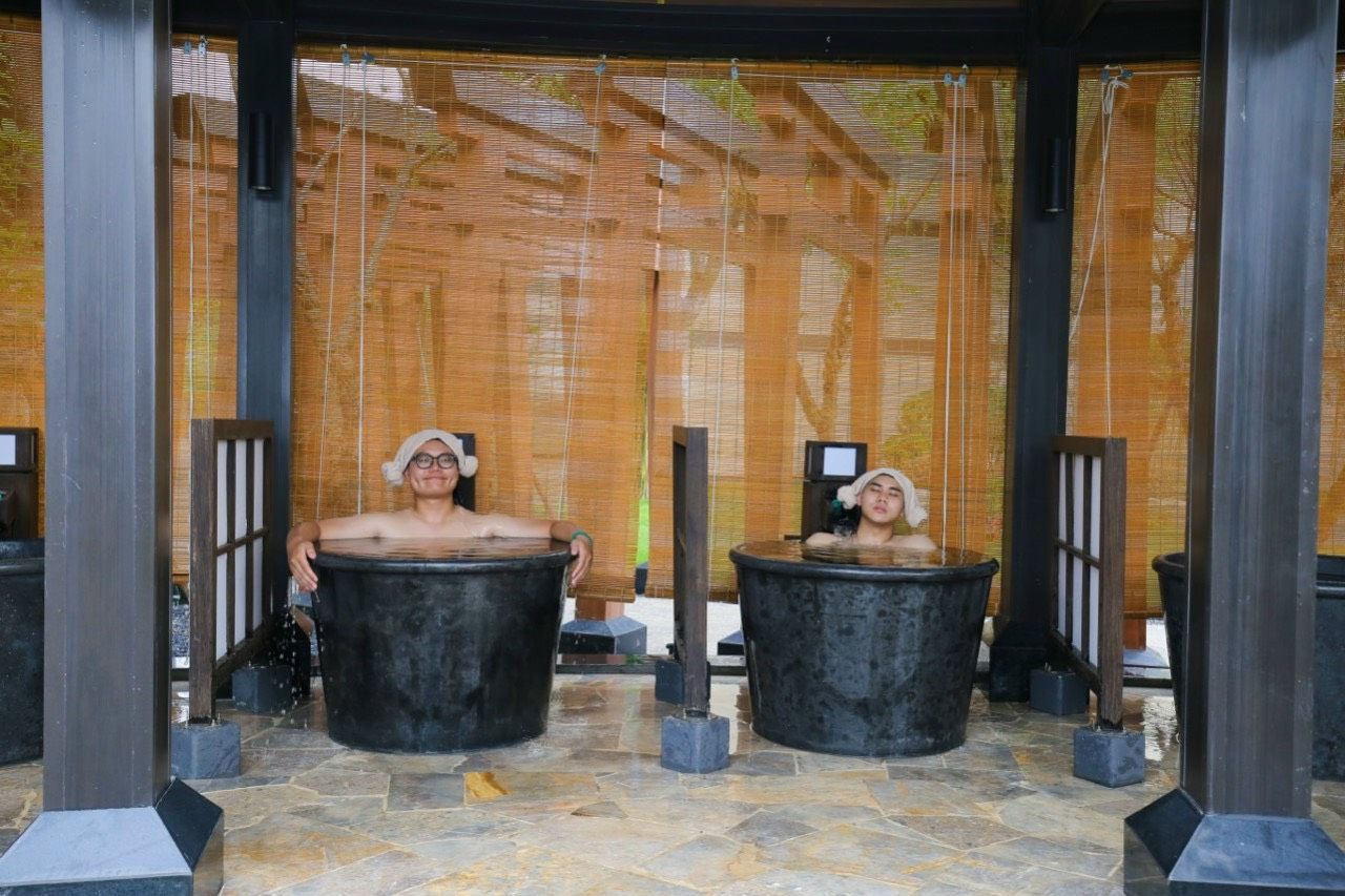 review các khu tắm khoáng nóng Onsen