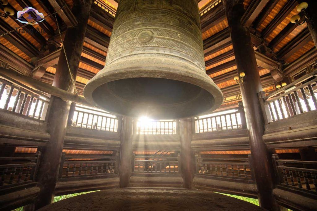 Tháp chuông chùa Bái Đính - chùa Bái Đính Ninh Bình