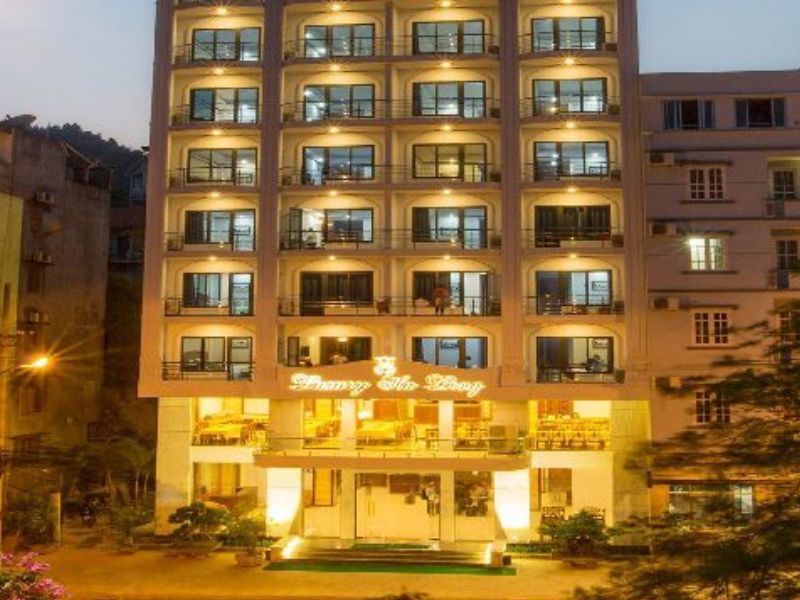 Khách sạn Luxury Hotel Hạ Long