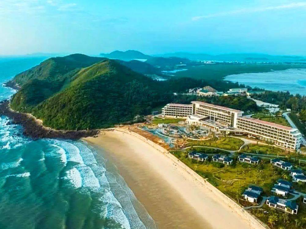 Quan Lạn - Đảo Ngọc giữa vịnh Bái Tử Long